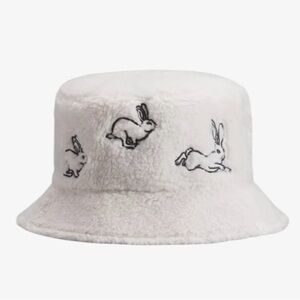 LULULEMON New Year Bucket Hat Reversible Hat Rabbit Bunny Fleece Size‎ M/L